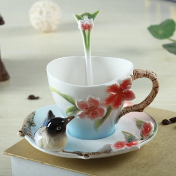3D Bella Uccello Smalto porcellanato tazza di Caffe Tazza di Te Tazza di Latte Set Piatto Creativo Tazze E Piattino Cucchiaio
