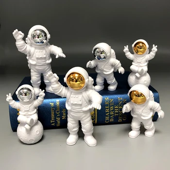 3tk Astronaut Kujukeste Ornament Dekoratiivsed Miniatuuri Skulptuur Spaceman Torukübar Mänguasja Kaunistamiseks Kook Desktop Dekoratiivsed