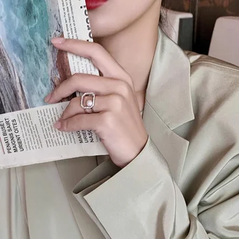 Disain Klassikaline Gold Õõnes Välja Pearl Square Rõngad Naine Uue korea Fashion Ehted Pulmapidu Tüdruk on Ebatavaline Rõngad