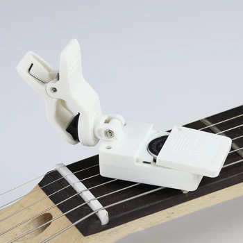 Elektrilised Digital Guitar Tuner Kokkupandav Kõrge Tundlikkus Pöörleva Klipp CR2032 Patarei