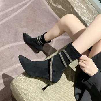 Langeb 2020. aasta uus seksikas pikad varba fashion saapad rhinestone prantsuse kõrged kontsad naiste stiletto kontsad mood slim lühikesed saapad
