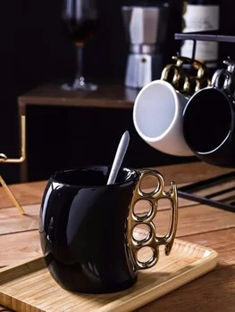 Loominguline Rusikas Cup Brass Knuckles Keraamiline Kohvi Kruus Portselanist Koos Vait Uudsus Kingitused