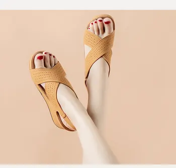 Naiste Shose Suvel 2021 Nahast Vabaaja Sandaalid On Takjakinnitusega Retro Sandalis Naiste Pluss Suurus Õõnes Kiilud Sandaalid