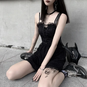 Tume Goth Tüdruk Pitsist Vintage Kleit Spagetid rihmad Seksikas Must Mini Kleit Naiste Gooti Streetwear Plisseeritud Õõnes Välja Suvine Kleit