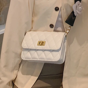 Võre Mini Klapp Crossbody kott 2021 Suvel Uue PU Nahast Naiste Disainer Käekotis Lill Kett Õlal Messenger Bag Rahakotid
